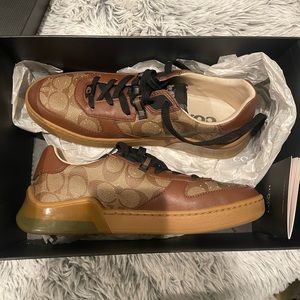 Coach sneakers size 7.5m